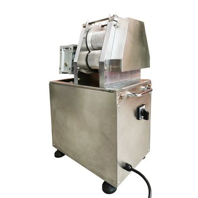 Acero inoxidable eléctrico Juice Squeezer de la máquina 550W 220V del extractor de la caña de azúcar